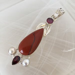 .925 Sterling Silver Pendant Mookaite & Garnet